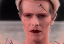 David Bowie – Ashes To Ashes