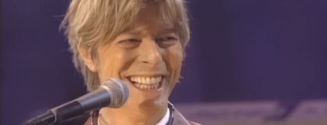 David Bowie – Live By Request (NYC, June 2002. HD Remaster)