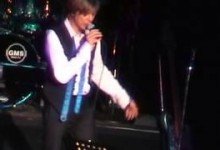 David Bowie – I Would Be Your Slave,  Jones Beach NY (2002)