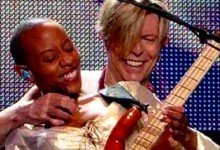 David Bowie – Fly (2003)