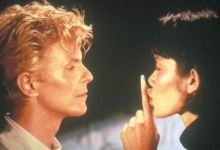 David Bowie – China Girl (Uncensored)