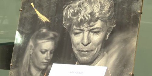 Lock of David Bowie’s hair sells for US$18,750
