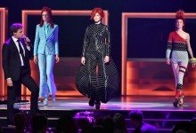 David Bowie honoured at CFDA Gala in NYC