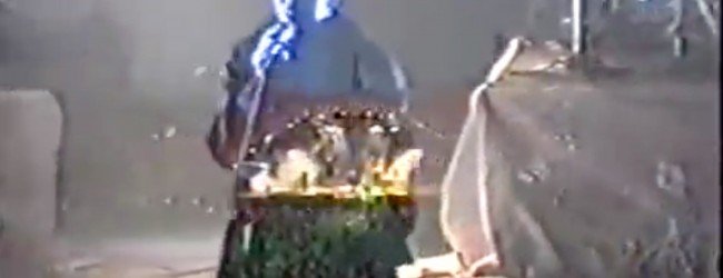 David Bowie – All The Young Dudes (clip) – Roskilde, Denmark (1996)