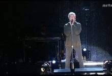 David Bowie – “Heroes” Hurricane Festival (2004)