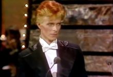 David Bowie presents Aretha Franklin with her award at the 1975 Grammys (HQ)