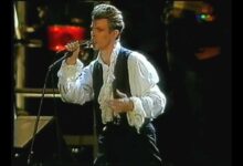 David Bowie – Suffragette City (Live, Argentina, 1990)