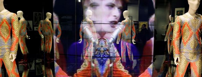 Hear how Tony Visconti captured Bowie’s career in a 15-minute remix for the David Bowie is exhibition!