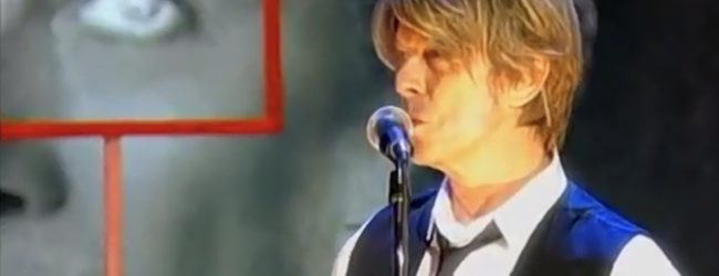 David Bowie – Everyone Says ‘Hi’ (German TV, 2002)