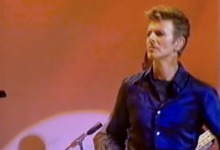 David Bowie –  The Voyeur Of Utter Destruction (As Beauty) (The White Room ’95)