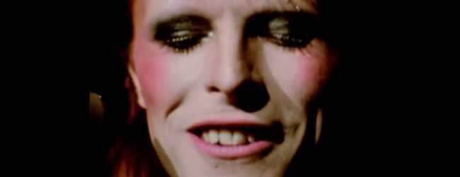 David Bowie – White Light/White Heat (Live, Hammersmith Odeon, 3rd July 1973)