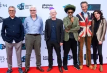 David Bowie’s bandmates remember chaos of final Ziggy Stardust gig 50 years later