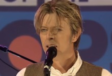 David Bowie – Everyone Says ‘Hi’ (Top of the Pops 2002)