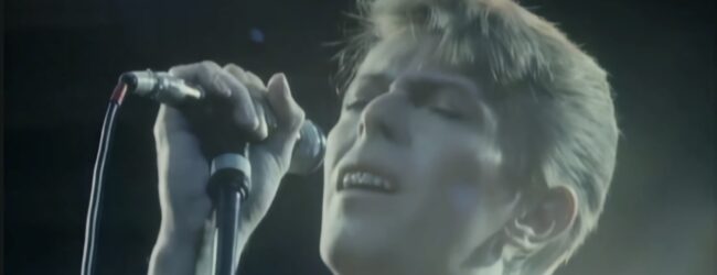 David Bowie – “Heroes” (Live, Earls Court, London. 30th June 1978, 4K)