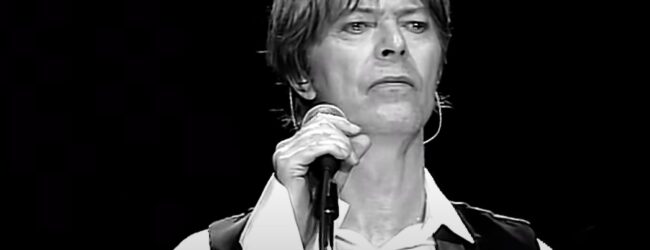 David Bowie – Everyone Says ‘Hi’ (Official Music Video)
